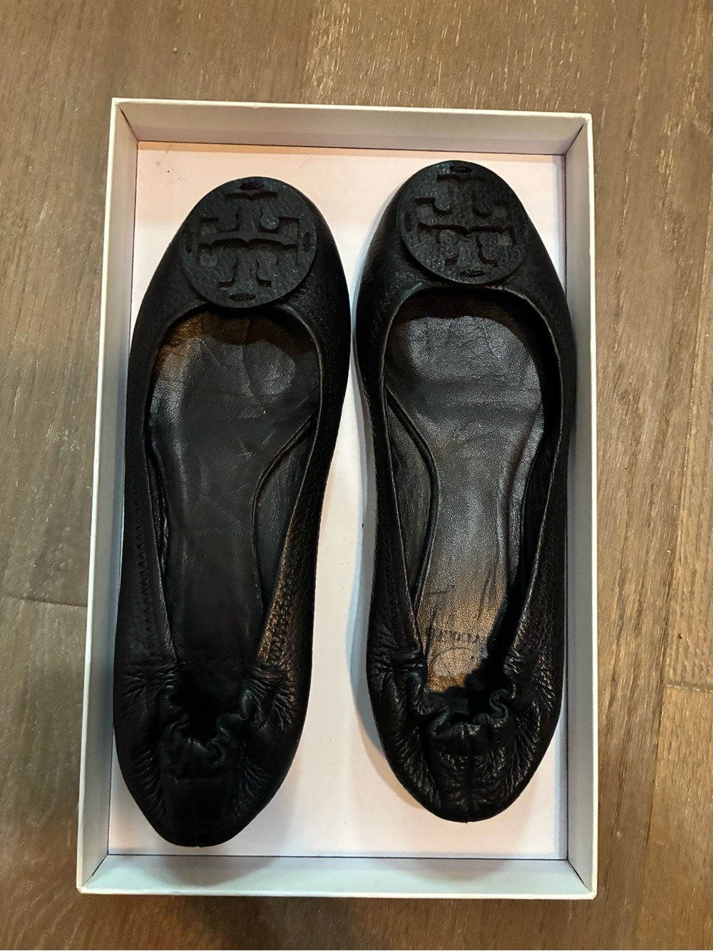 Tory Burch Black Leather Logo Round-Toe Ballet Flats